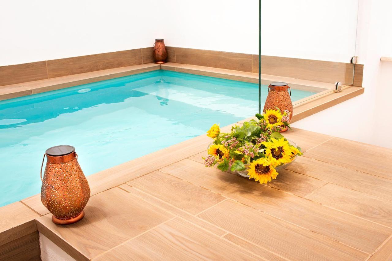 Apto. Maese Montañés. Céntrico con piscina privada Siviglia Esterno foto
