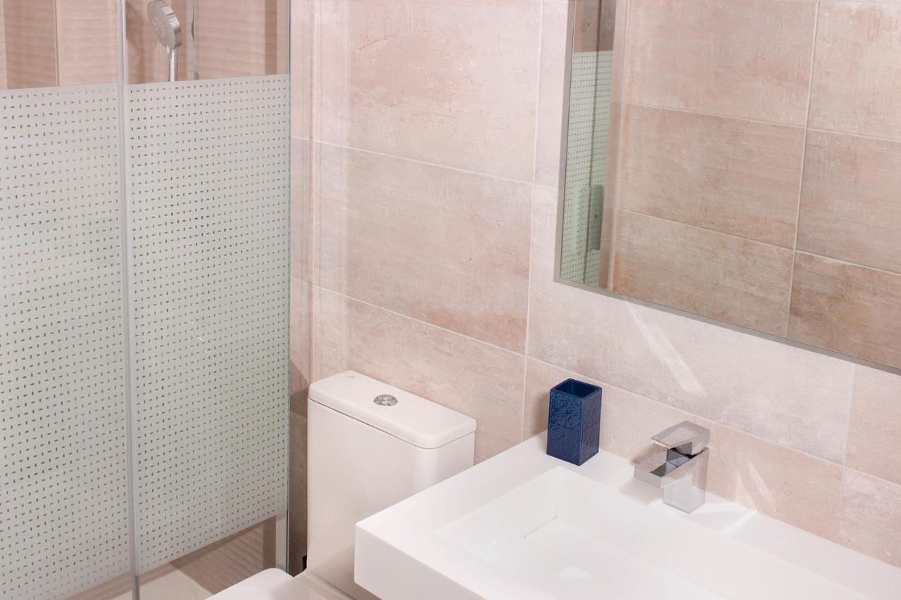 Apto. Maese Montañés. Céntrico con piscina privada Siviglia Esterno foto